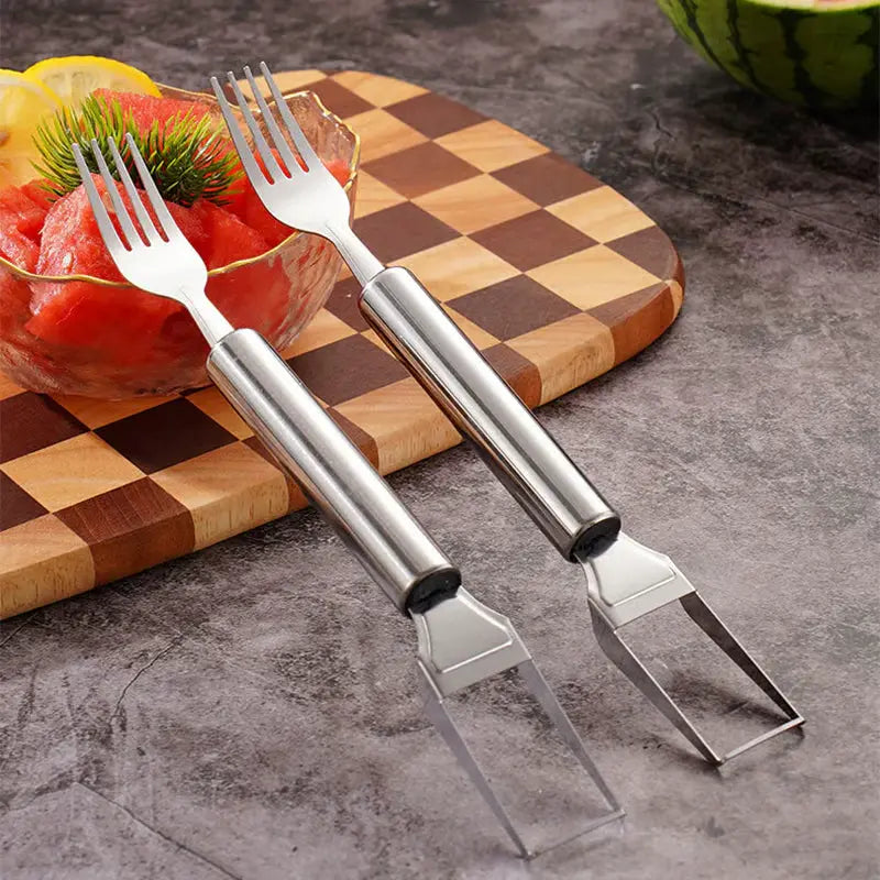 2 in 1 Fruit Cutter And Fork
