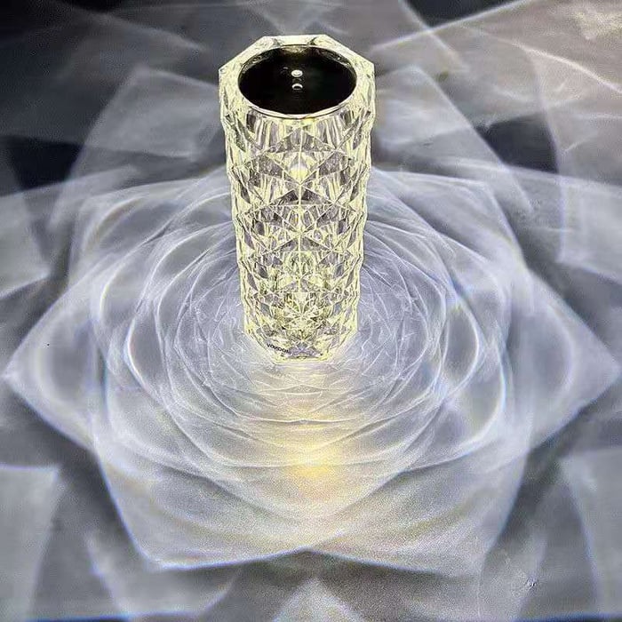 ROMANTIC COLOR-CHANGING CRYSTAL ROSE LIGHT