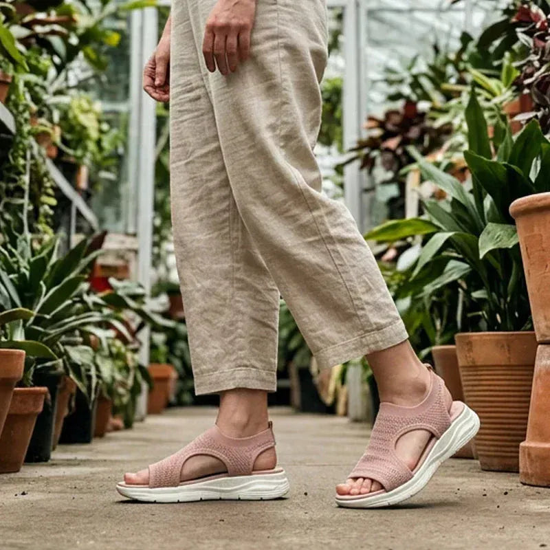 Comfortable women's sandals – breathable & lightweight