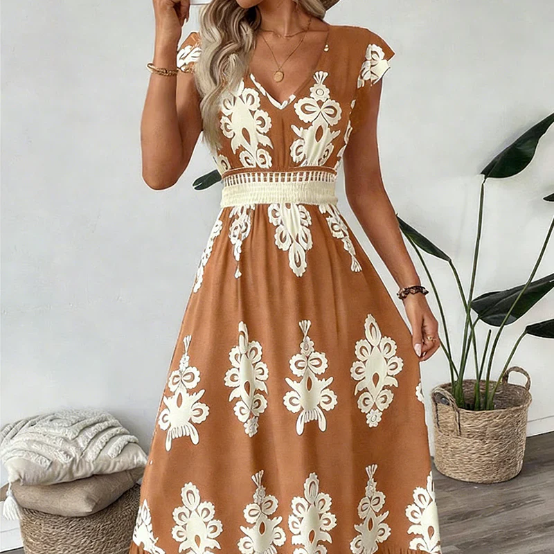 Elegant V-neck dress with baroque print